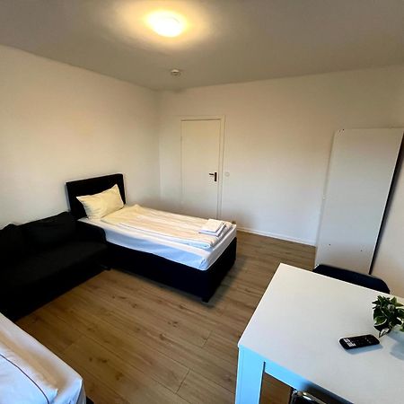 3-Zimmer Monteurwohnung Mit Balkon Neumünster Extérieur photo