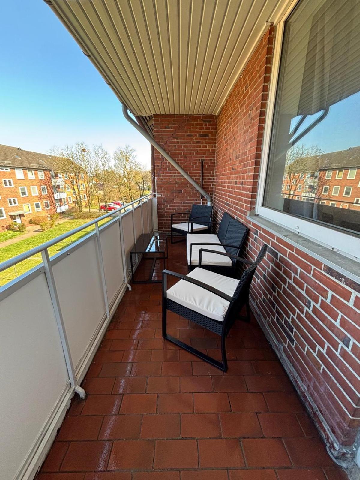 3-Zimmer Monteurwohnung Mit Balkon Neumünster Extérieur photo